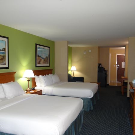 Holiday Inn Express Hotel & Suites Salisbury - Delmar By Ihg Esterno foto