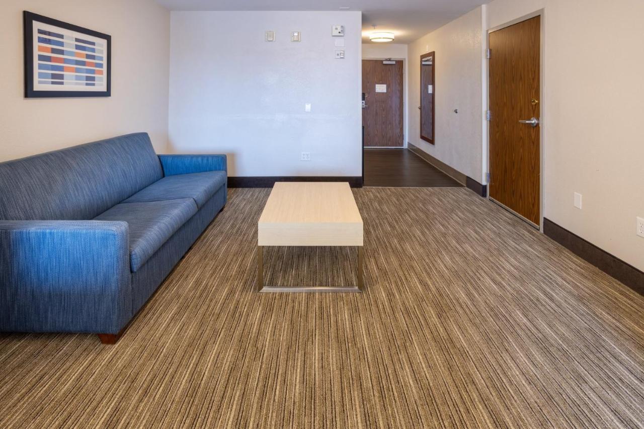 Holiday Inn Express Hotel & Suites Salisbury - Delmar By Ihg Esterno foto