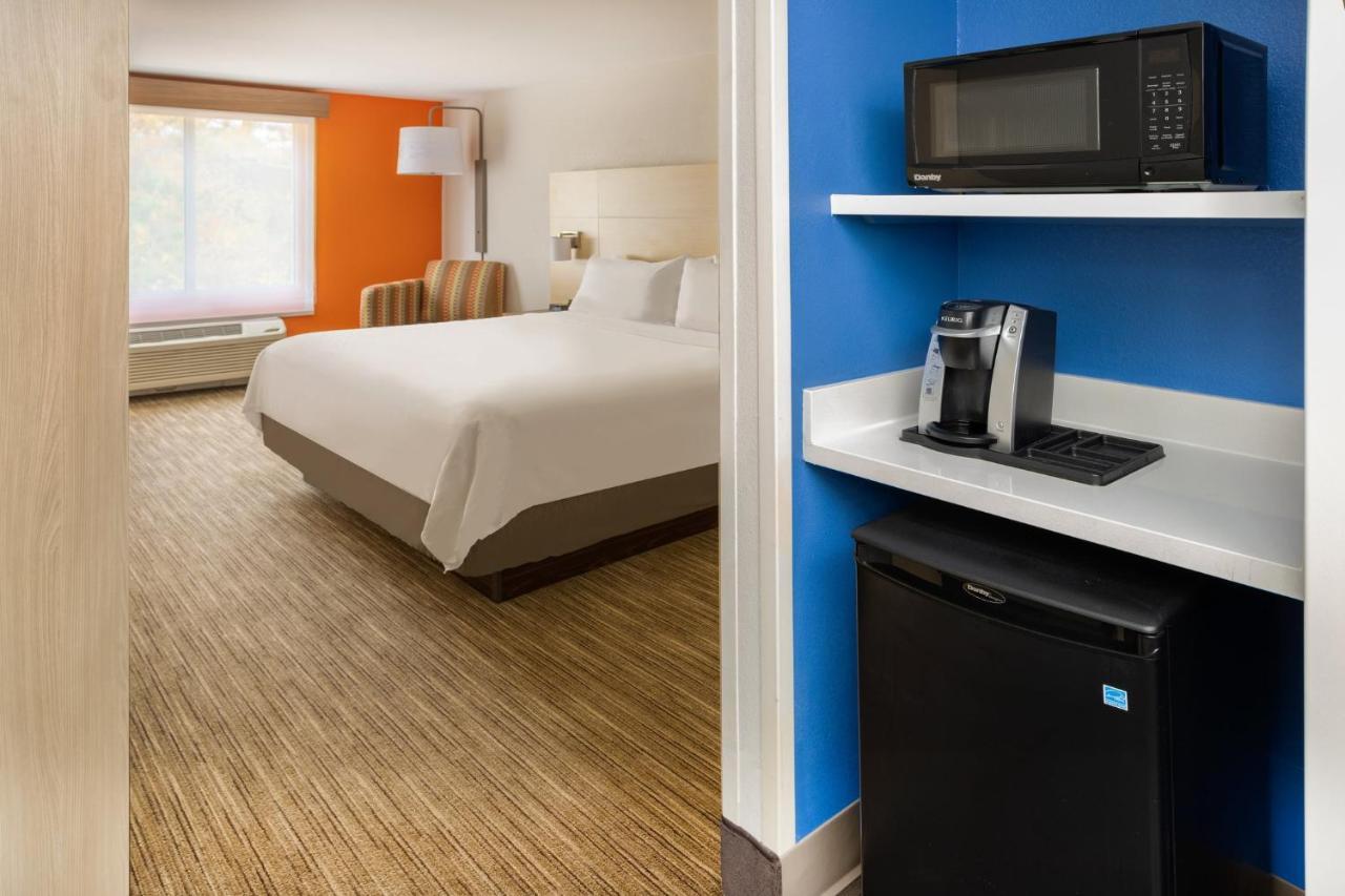Holiday Inn Express Hotel & Suites Salisbury - Delmar By Ihg Esterno foto