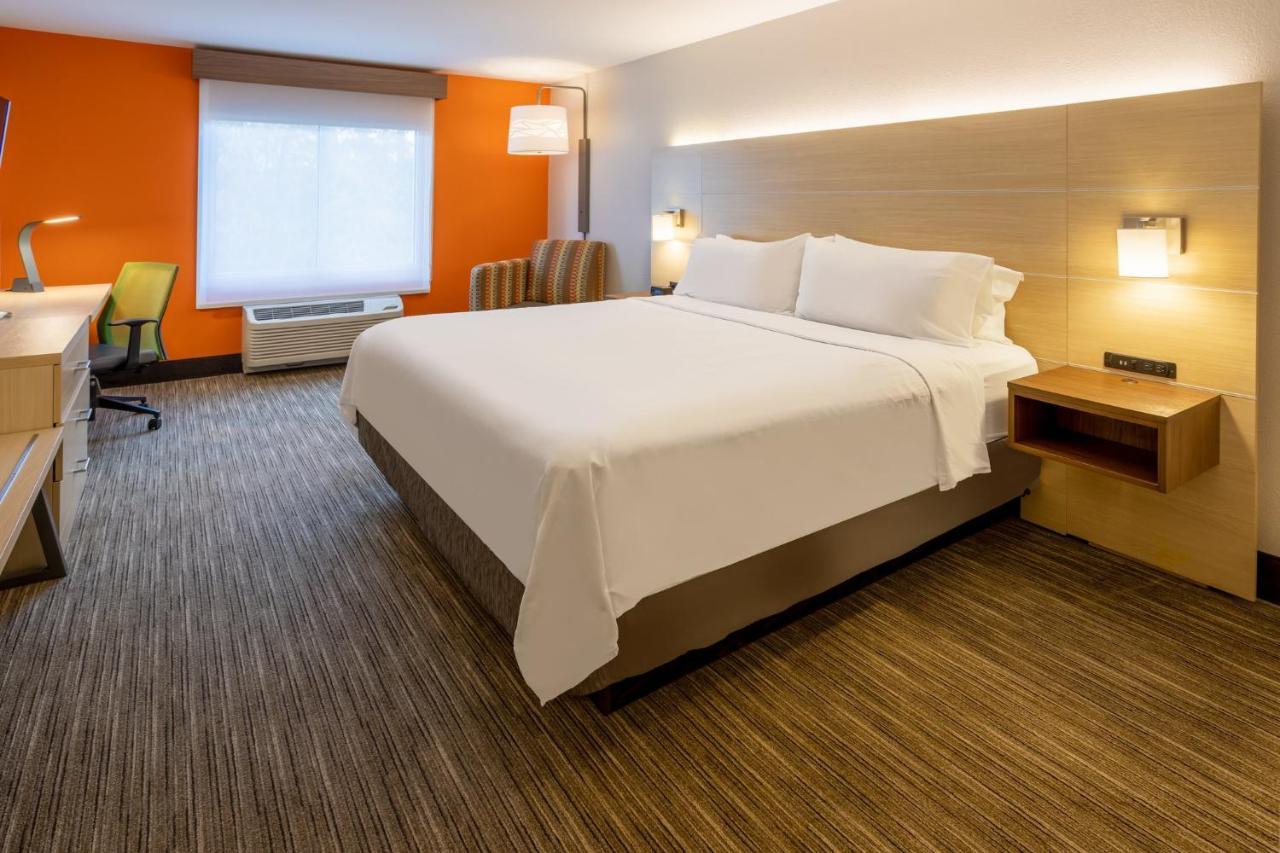 Holiday Inn Express Hotel & Suites Salisbury - Delmar By Ihg Esterno foto