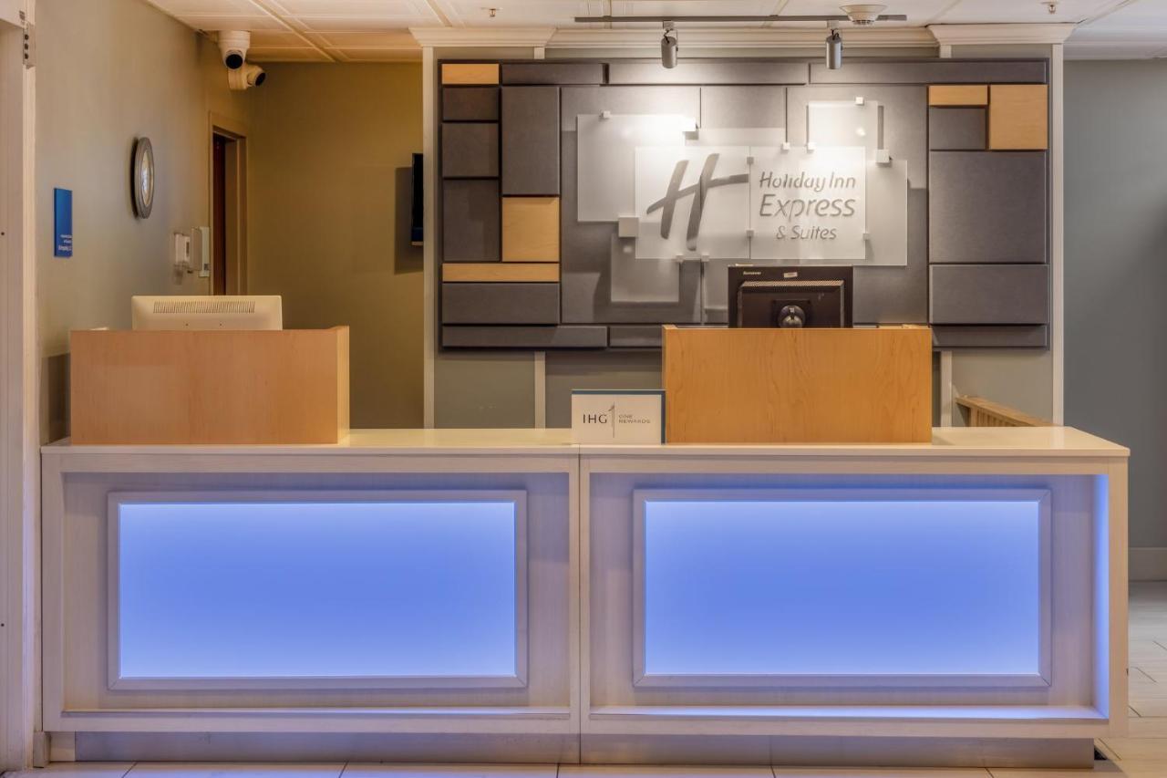 Holiday Inn Express Hotel & Suites Salisbury - Delmar By Ihg Esterno foto