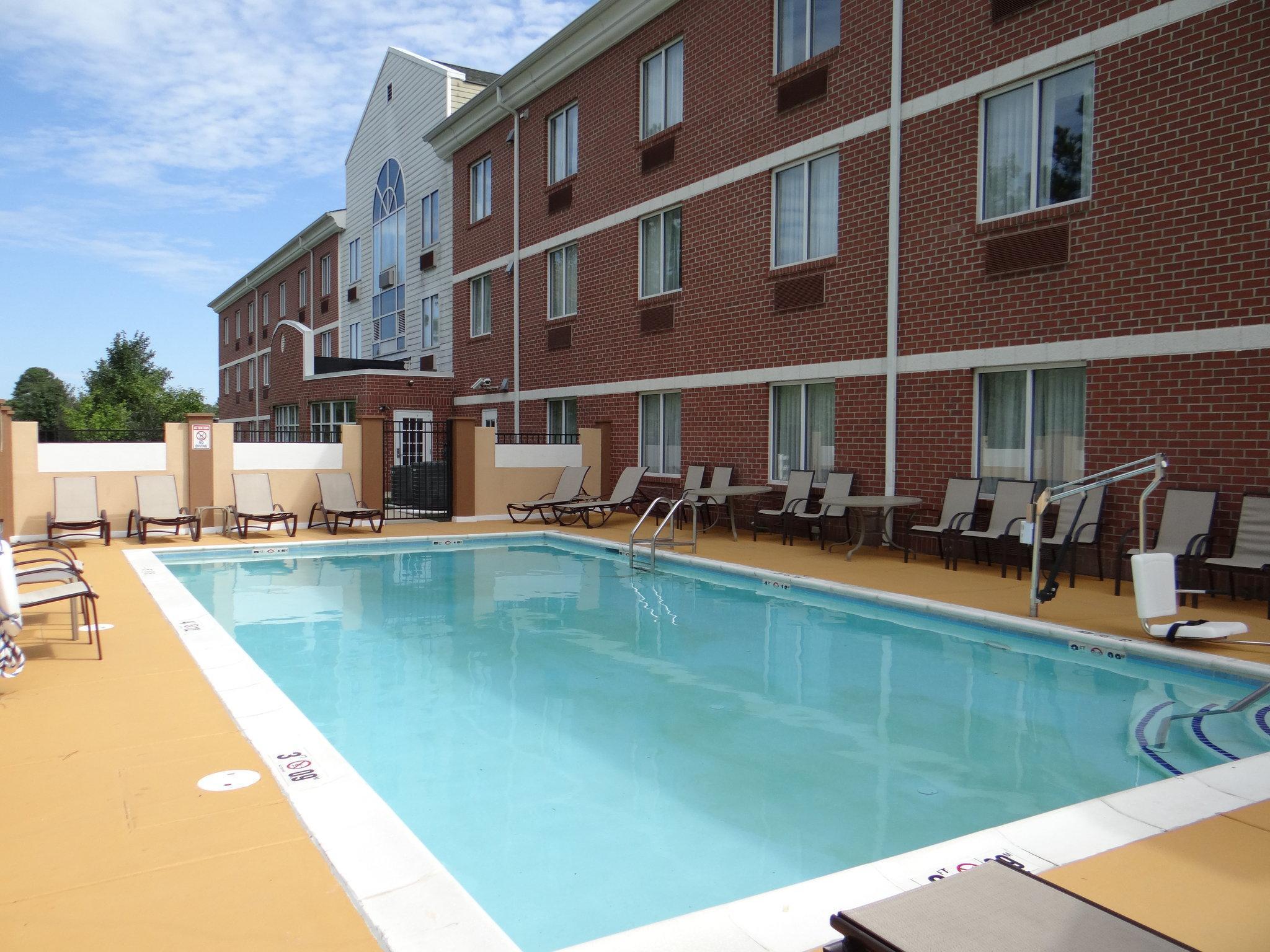 Holiday Inn Express Hotel & Suites Salisbury - Delmar By Ihg Esterno foto