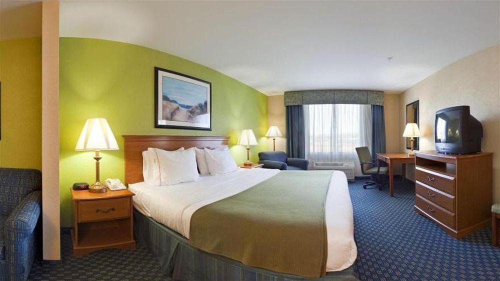Holiday Inn Express Hotel & Suites Salisbury - Delmar By Ihg Esterno foto