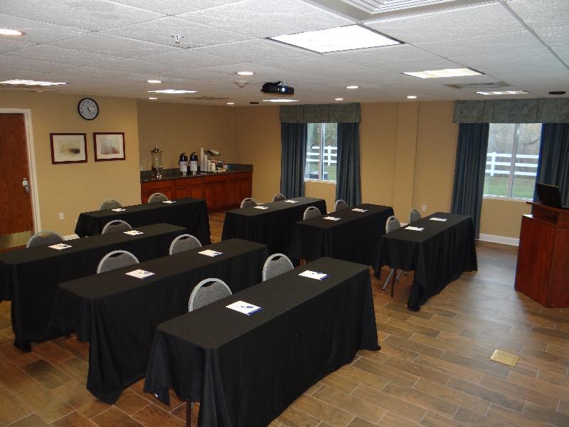 Holiday Inn Express Hotel & Suites Salisbury - Delmar By Ihg Esterno foto